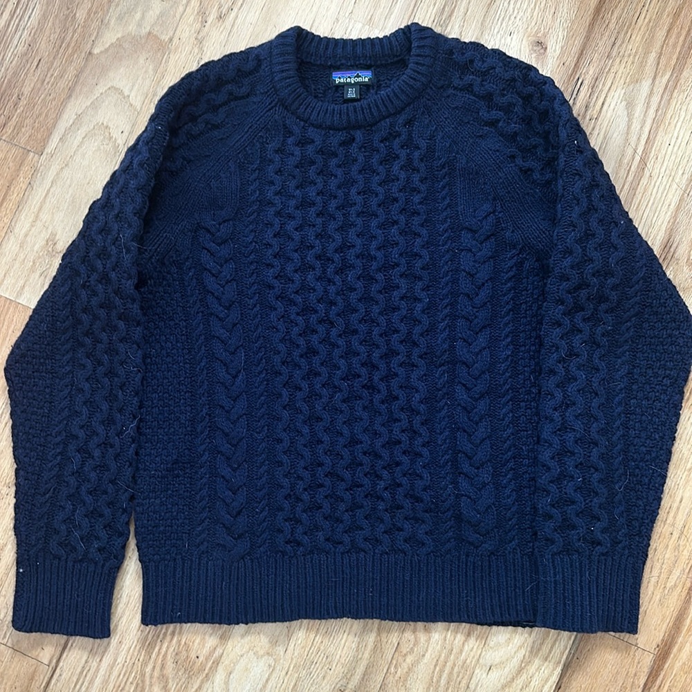 NWT recycled wool blend cable knit crew neck sweater